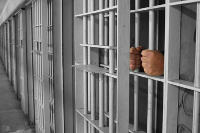 ZİMMET İDDİASIYLA TUTUKLANAN MUHTAR TAHLİYE EDİLDİ