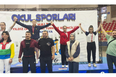 ÇANKIRILI DAMLA YALÇIN TÜRKİYE'Yİ SALLADI