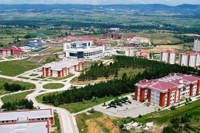 KASTAMONU ÜNİVERSİTESİ'NDE SKANDAL OLAY