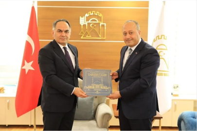 GÜÇLÜ YEREL BASIN GÜÇLÜ ŞEHİR DEMEKTİR