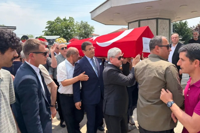 ESKİ ÇANKIRI VALİSİ ŞEMSETTİN UZUN'A HÜZÜNLÜ VEDA