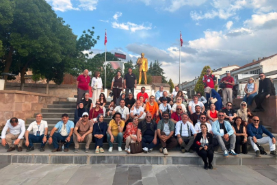 DİJİTAL MEDYA KIRŞEHİR'DE MASAYA YATIRILDI