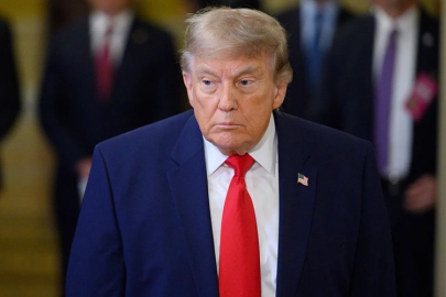 DONALD TRUMP DAVASINDA FLAŞ KARAR