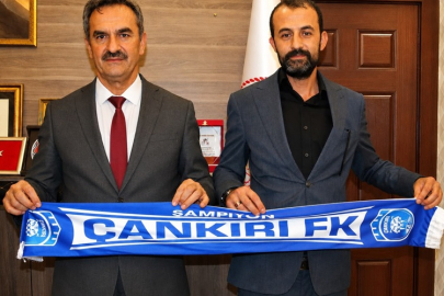 ÇANKIRI FK'YA 3. LİG YOLUNDA SADIK AK'TAN TAM DESTEK