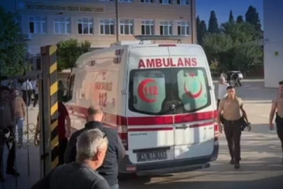 Son Dakika... Okul Koridorlarında Çığlık Çığlığa Panik! Eli Silahlı Öğrenci Dehşet Saçtı!